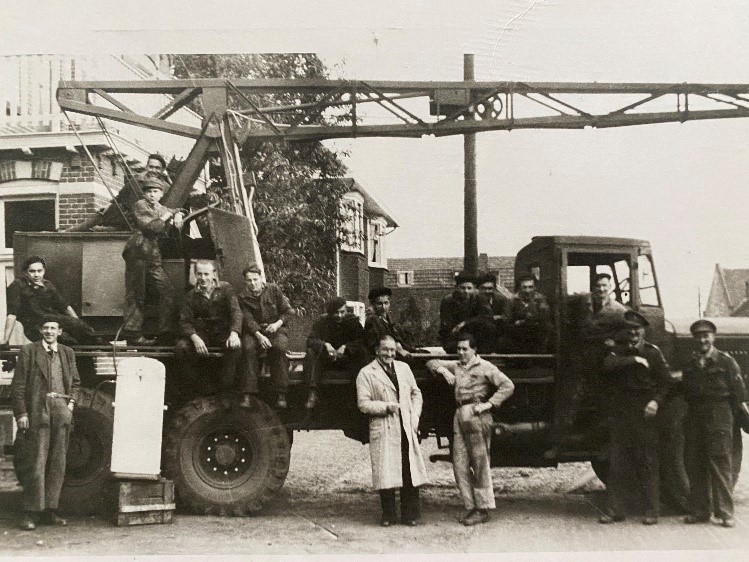 Piet van der Linden 1945