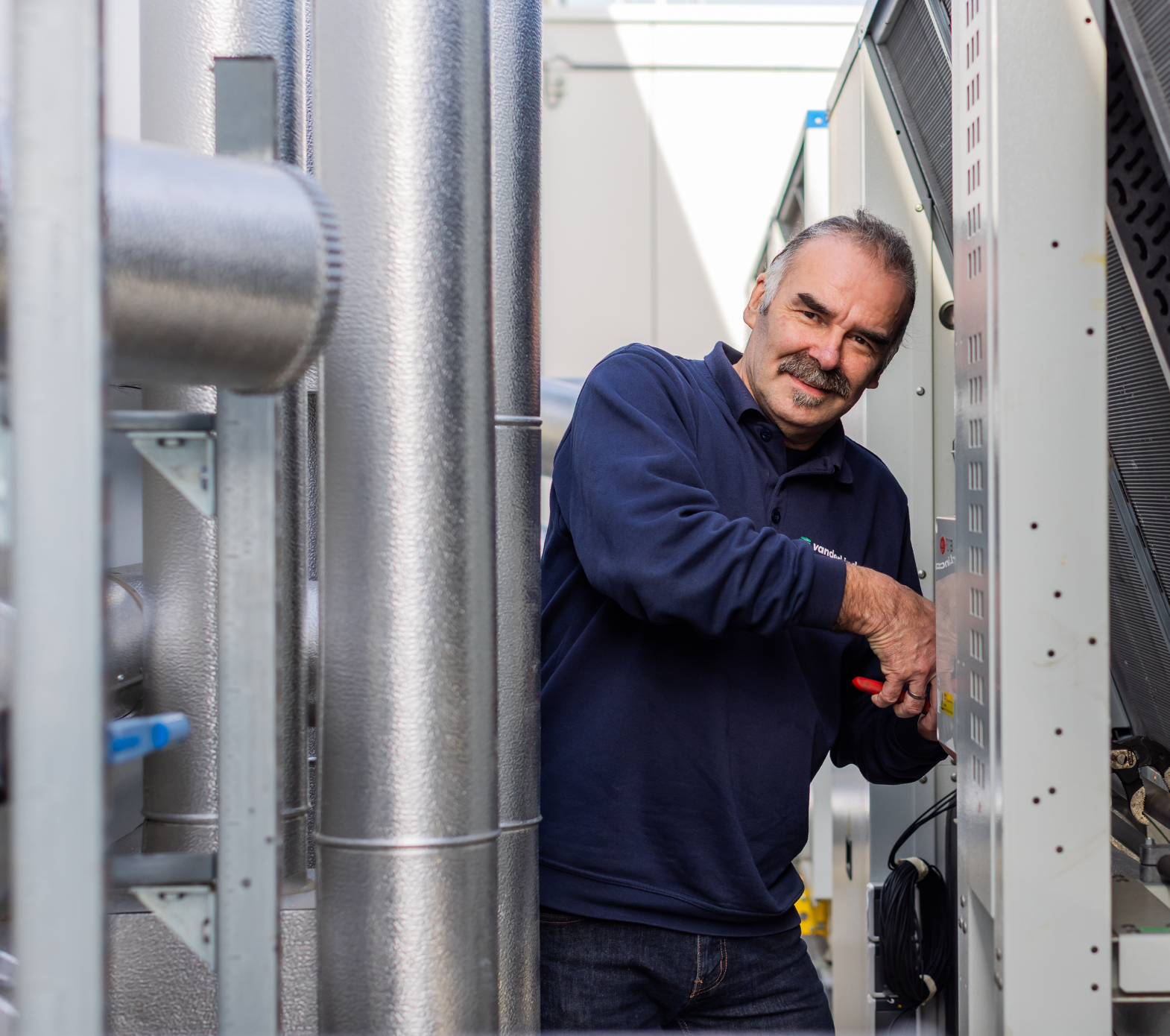 Werkenbij VanderLinden Monteur Werktuigbouwkunde - Toon 1